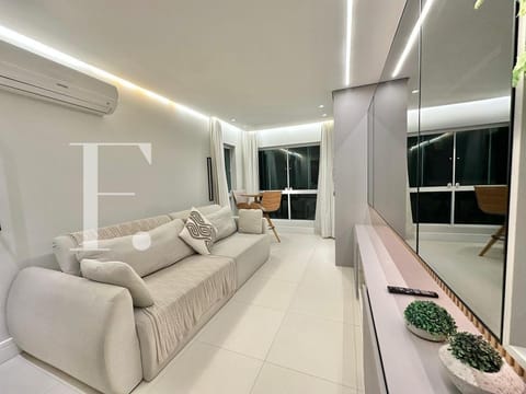 Apartamento com 75m², 2 dormitórios, 1 suíte, 1 vaga, Lewgoy em Capão da Canoa