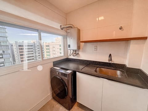 Apartamento com 107m², 3 dormitórios, 1 suíte, 2 vagas, Vittorio Emanuele em Capão da Canoa