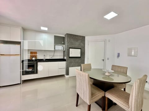 Apartamento com 66m², 2 dormitórios, 1 suíte, 1 vaga, Renaissance em Capão da Canoa