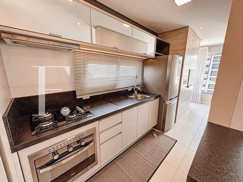 Apartamento com 117m², 3 dormitórios, 3 suítes, 3 vagas, Edifício Antônio Daltoé em Capão da Canoa