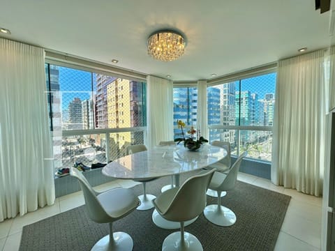 Apartamento com 103m², 3 dormitórios, 1 suíte, 1 vaga, Ricardo Pasquini em Capão da Canoa