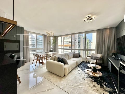 Apartamento com 104m², 3 dormitórios, 1 suíte, 2 vagas, Sunset Residence em Capão da Canoa