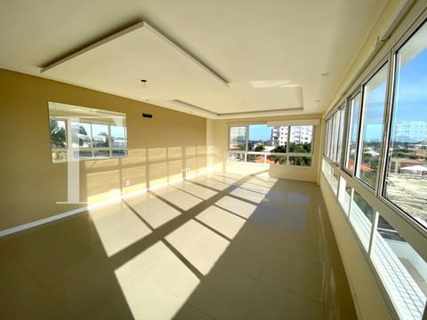 Apartamento com 148m², 3 dormitórios, 1 suíte, 1 vaga, Acqua em Capão da Canoa