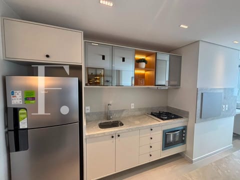 Apartamento com 68m², 2 dormitórios, 2 suítes, 2 vagas, Del Paine em Capão da Canoa