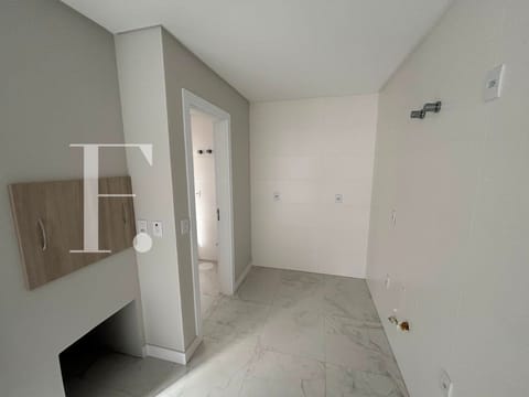 Apartamento com 125m², 3 dormitórios, 1 suíte, 1 vaga, Maria de Luca Pellegrini em Capão da Canoa