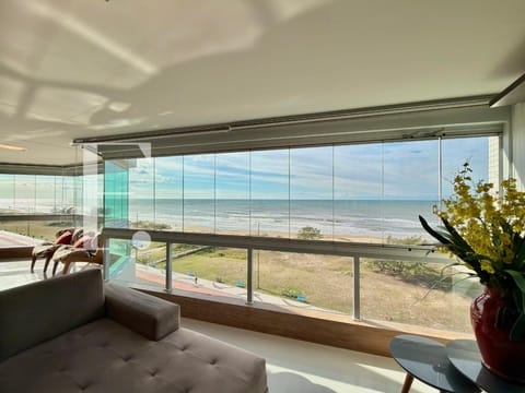 Apartamento com 188m², 4 dormitórios, 4 suítes, 2 vagas, Residencial Nilo Martinello em Capão da Canoa