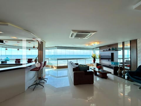 Apartamento com 188m², 4 dormitórios, 4 suítes, 2 vagas, Residencial Nilo Martinello em Capão da Canoa