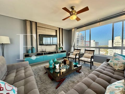 Apartamento com 140m², 3 dormitórios, 1 suíte, 2 vagas, Acqua em Capão da Canoa