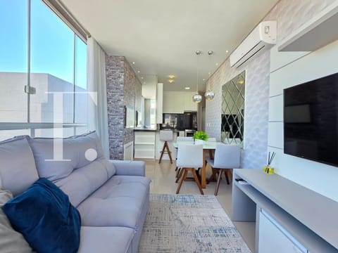 Apartamento com 62m², 2 dormitórios, 1 suíte, 1 vaga, Estevam Palace em Capão da Canoa
