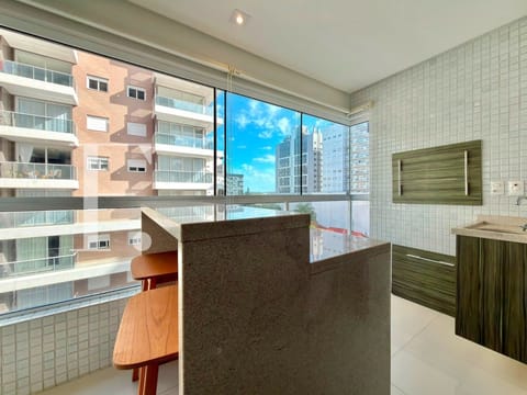 Apartamento com 83m², 2 dormitórios, 1 suíte, 1 vaga, Edifício Acquamarine em Capão da Canoa