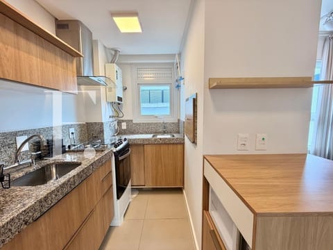 Apartamento com 50m², 2 dormitórios, 1 suíte, 1 vaga, Atlantic Trend em Capão da Canoa