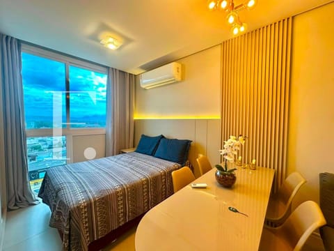Loft com 42m², 1 dormitório, 1 vaga, Plaza Mayor em Capão da Canoa