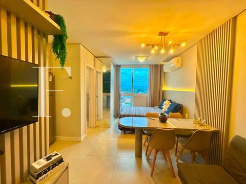 Loft com 42m², 1 dormitório, 1 vaga, Plaza Mayor em Capão da Canoa