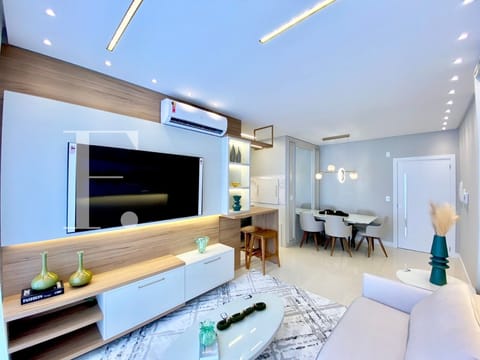 Apartamento com 65m², 2 dormitórios, 1 suíte, 1 vaga, Absoluto Palace em Capão da Canoa