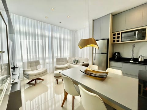 Apartamento com 60m², 2 dormitórios, 1 suíte, 1 vaga, Adriatico em Capão da Canoa