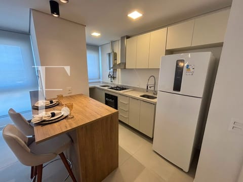 Apartamento com 102m², 2 dormitórios, 2 suítes, 1 vaga, Del Paine em Capão da Canoa