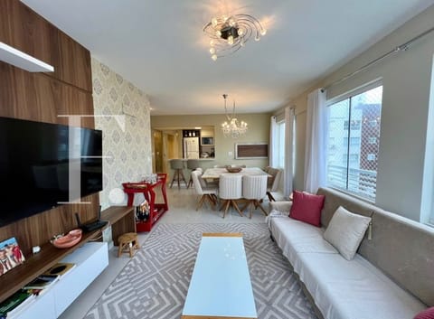 Apartamento com 126m², 3 dormitórios, 1 suíte, 1 vaga, Edifício Norte Leste em Capão da Canoa