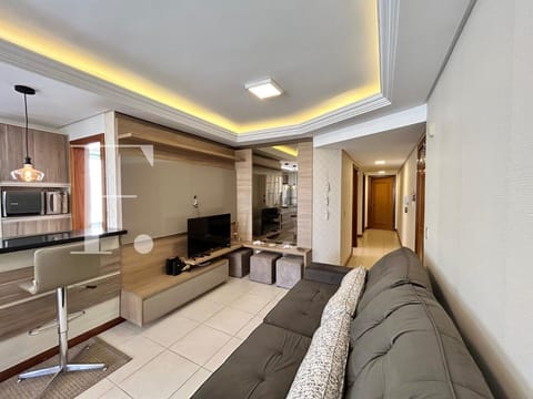 Apartamento com 108m², 3 dormitórios, 1 suíte, 3 vagas, Edifício Rio Jordão em Capão da Canoa