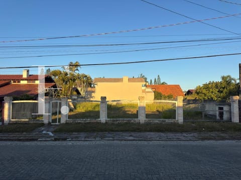 Terreno com 504m², no bairro Atlântida em Xangri-Lá