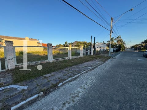 Terreno com 504m², no bairro Atlântida em Xangri-Lá