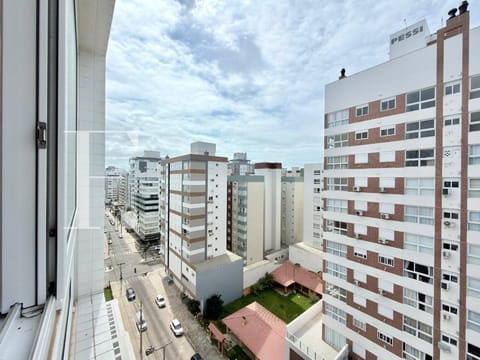 Apartamento com 72m², 3 dormitórios, 1 suíte, 1 vaga, Edifício Verano em Capão da Canoa