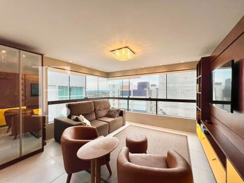 Apartamento com 161m², 3 dormitórios, 1 suíte, 2 vagas, Edifício Requinte em Capão da Canoa