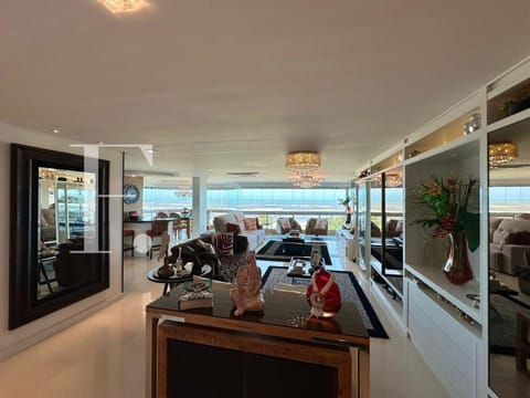 Apartamento com 188m², 4 dormitórios, 4 suítes, 2 vagas, Residencial Nilo Martinello em Capão da Canoa