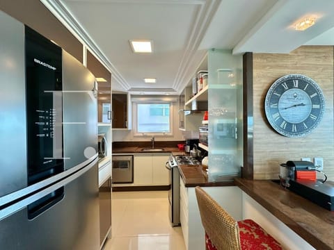 Apartamento com 188m², 4 dormitórios, 4 suítes, 2 vagas, Residencial Nilo Martinello em Capão da Canoa