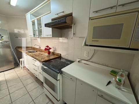 Apartamento com 105m², 2 dormitórios, 1 suíte, 2 vagas, Edifício William em Capão da Canoa
