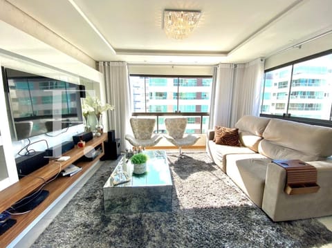 Apartamento com 106m², 3 dormitórios, 1 suíte, 1 vaga, Edifício Requinte em Capão da Canoa