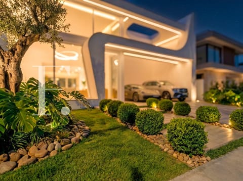 Casa Condomínio com 165m², 4 dormitórios, 4 suítes, 2 vagas, Dubai Resort em Capão da Canoa