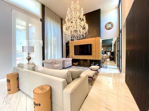 Casa Condomínio com 220m², 4 dormitórios, 4 suítes, 2 vagas, Velas da Marina em Capão da Canoa