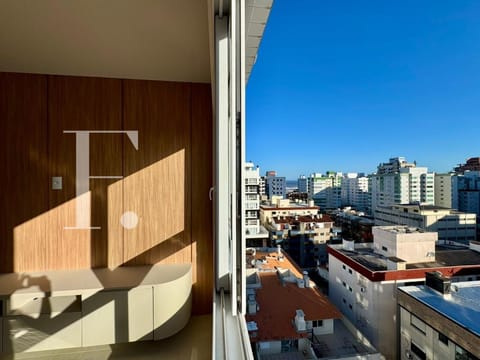 Apartamento com 87m², 2 dormitórios, 1 suíte, 1 vaga, Edifício Premium em Capão da Canoa