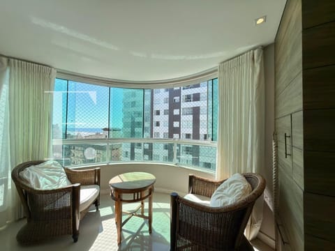 Apartamento com 125m², 3 dormitórios, 1 suíte, 1 vaga, Residencial Street Tower em Capão da Canoa