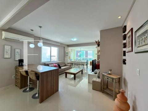 Apartamento com 125m², 3 dormitórios, 1 suíte, 1 vaga, Residencial Street Tower em Capão da Canoa