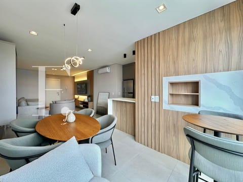 Apartamento com 76m², 2 dormitórios, 2 suítes, 1 vaga, Del Paine em Capão da Canoa
