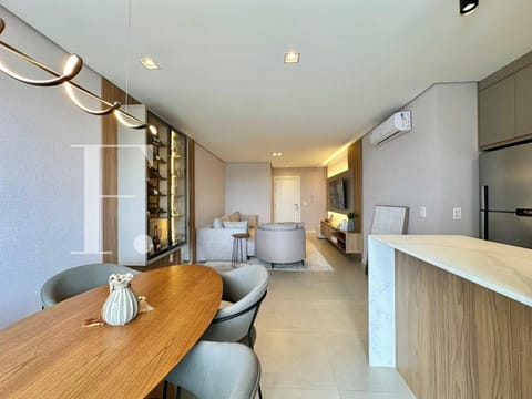 Apartamento com 76m², 2 dormitórios, 2 suítes, 1 vaga, Del Paine em Capão da Canoa