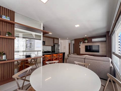 Apartamento com 64m², 2 dormitórios, 1 suíte, 1 vaga, Vittorio Emanuele em Capão da Canoa
