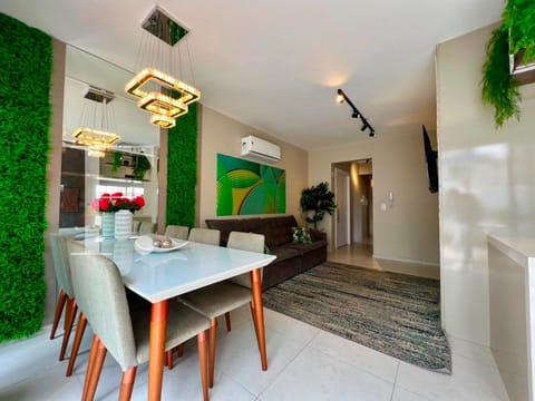 Apartamento com 200m², 3 dormitórios, 1 suíte, 2 vagas, La Rambla em Capão da Canoa