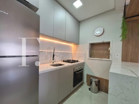 Apartamento com 69m², 2 dormitórios, 1 suíte, 1 vaga, Edifício Premium em Capão da Canoa