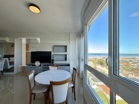 Apartamento com 159m², 3 dormitórios, 1 suíte, 2 vagas, Atlântida Prime em Capão da Canoa