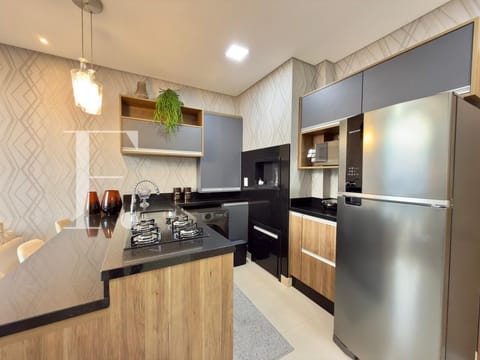 Apartamento com 59m², 2 dormitórios, 1 suíte, 1 vaga, Estevam Palace em Capão da Canoa