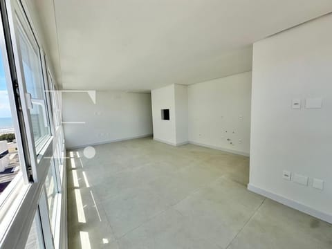 Apartamento com 100m², 3 dormitórios, 3 suítes, 2 vagas, Milano Rooftop Club em Capão da Canoa