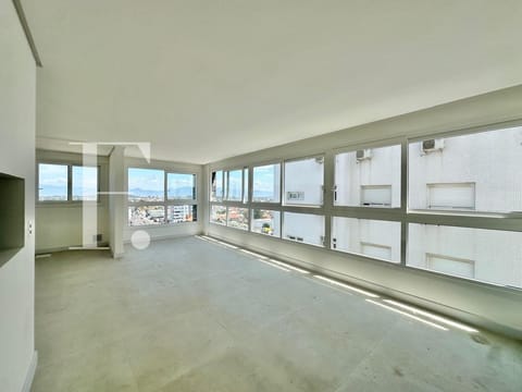 Apartamento com 100m², 3 dormitórios, 3 suítes, 2 vagas, Milano Rooftop Club em Capão da Canoa