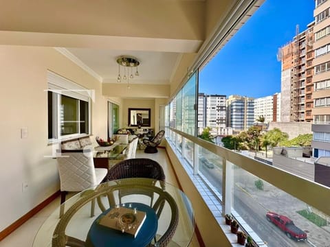 Apartamento com 100m², 2 dormitórios, 1 suíte, 1 vaga, Edifício Lenir Martinello em Capão da Canoa