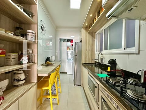 Apartamento com 100m², 2 dormitórios, 1 suíte, 1 vaga, Edifício Lenir Martinello em Capão da Canoa