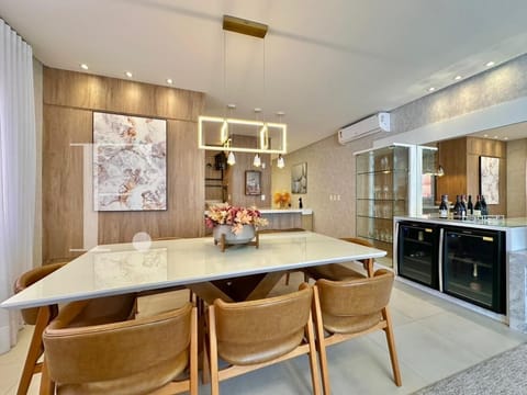 Apartamento com 117m², 3 dormitórios, 1 suíte, 2 vagas, Mar di Catania em Capão da Canoa
