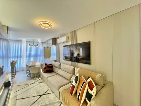 Apartamento com 86m², 3 dormitórios, 1 suíte, 2 vagas, Piazza Del Mare em Capão da Canoa