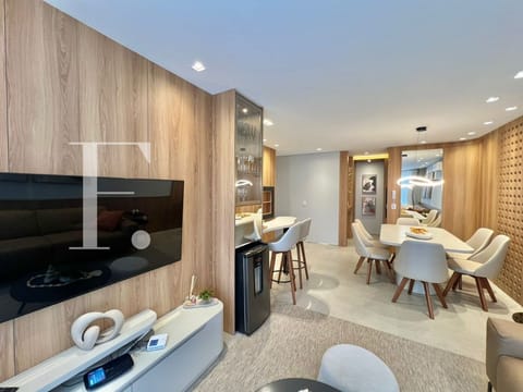 Apartamento com 72m², 2 dormitórios, 2 suítes, 1 vaga, Piazza Del Mare em Capão da Canoa