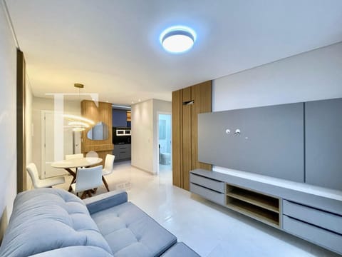 Apartamento com 69m², 2 dormitórios, 1 suíte, 1 vaga, Edifício Premium em Capão da Canoa